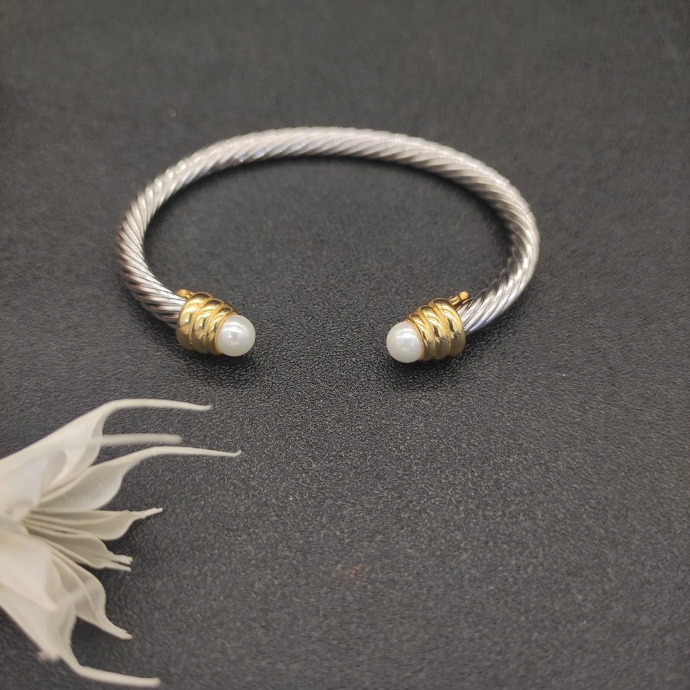 David Yurman 5mm Gold Pearl Bangle - Picture 5 of 7